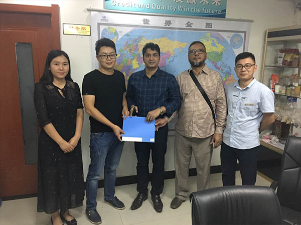 40T Lentil Peeling Plant Contract Signing with Bangladesh Customers