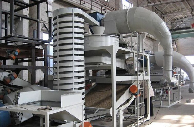 Sunflower seeds shelling machine 