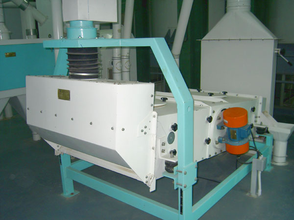 grain cleaning machine in grain processing plant